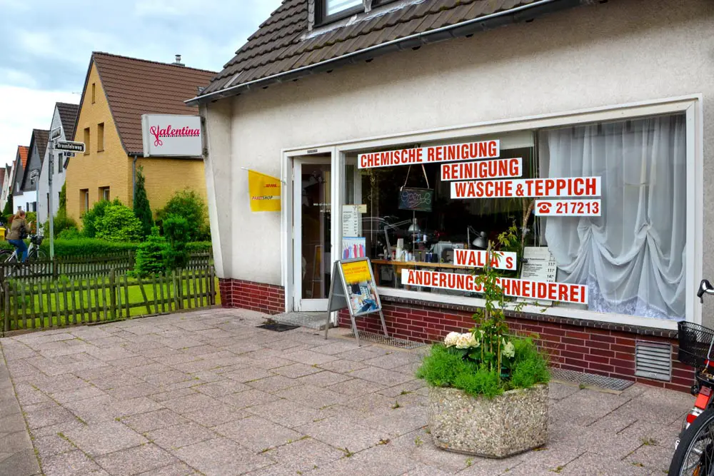Änderungsschneiderei Valentina Düsseldorf-Eller Außenansicht Dillenburger Weg